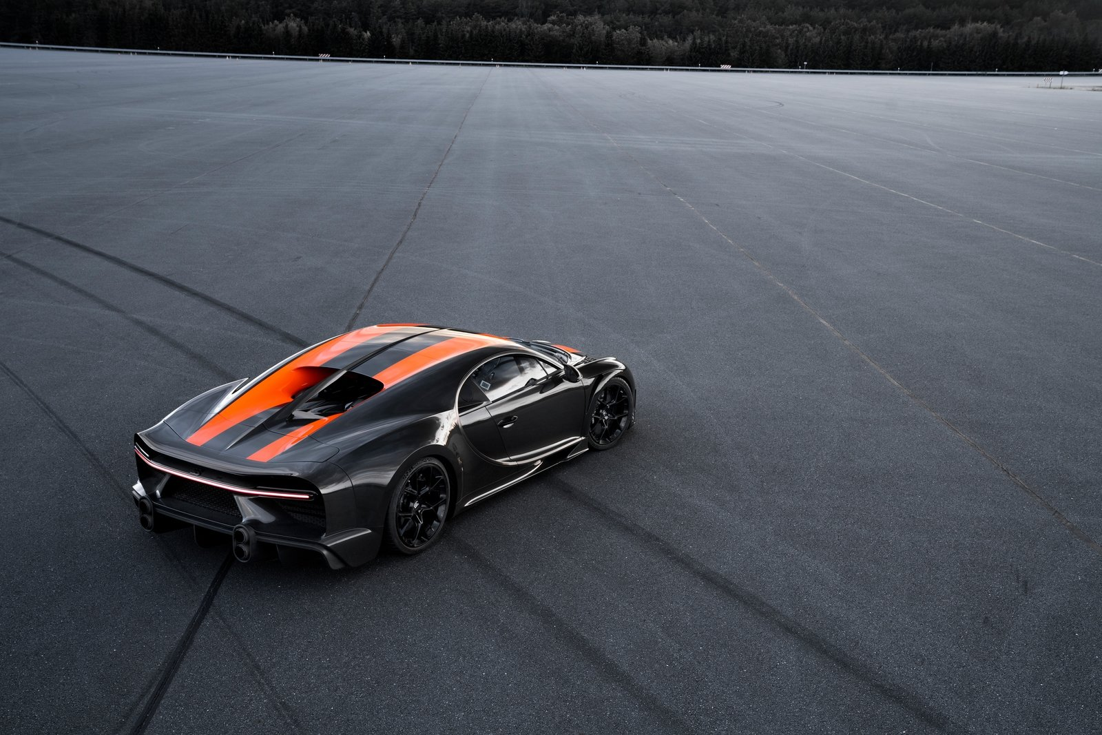 đánh giá siêu xe SSC Tuatara 2020 ảnh 34 danh gia sieu xe SSC Tuatara 2020 anh 34