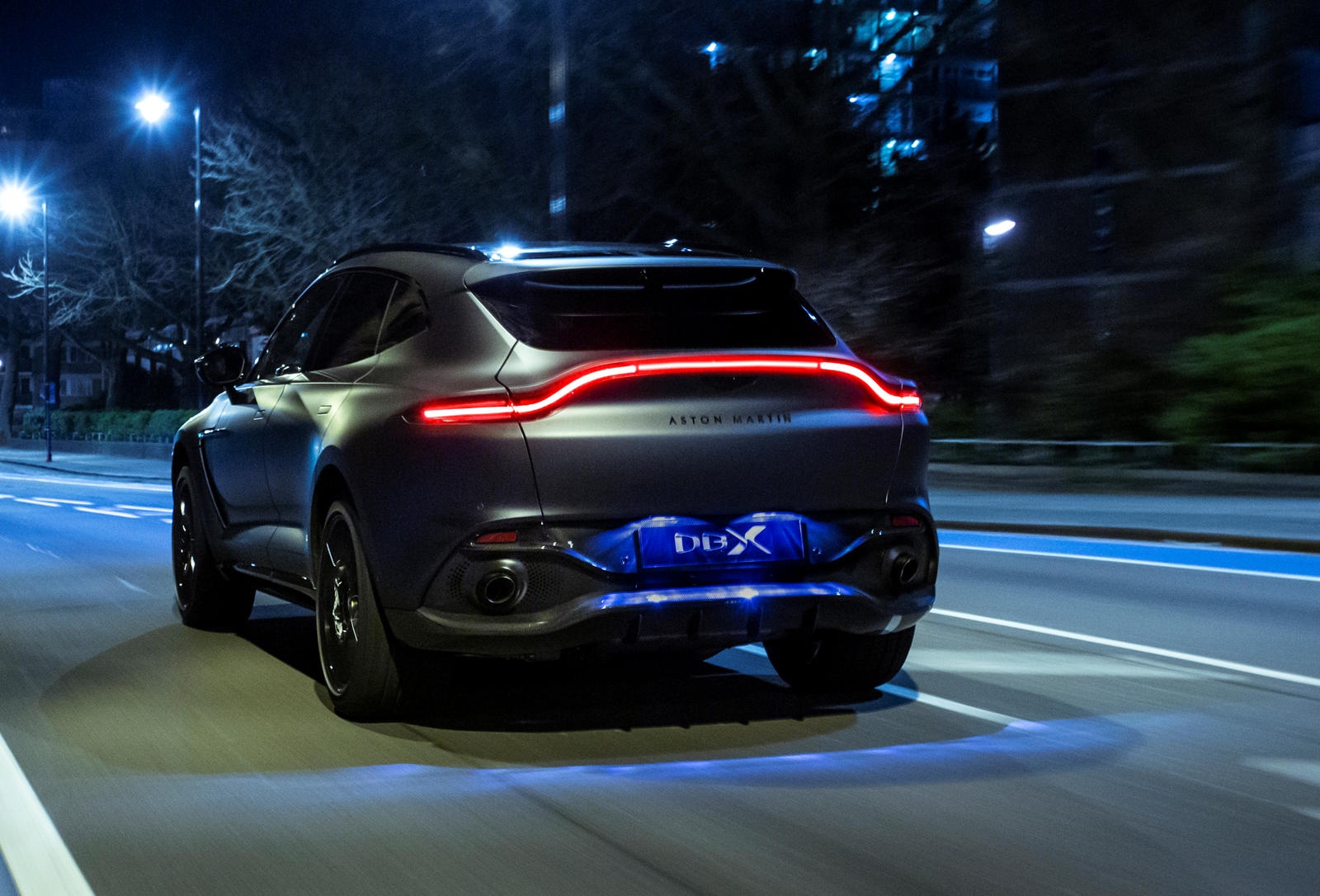 Aston Martin DBX 2021 bản cá nhân hóa đặc biệt ảnh 2 Aston Martin DBX 2021 ban ca nhan hoa dac biet anh 2