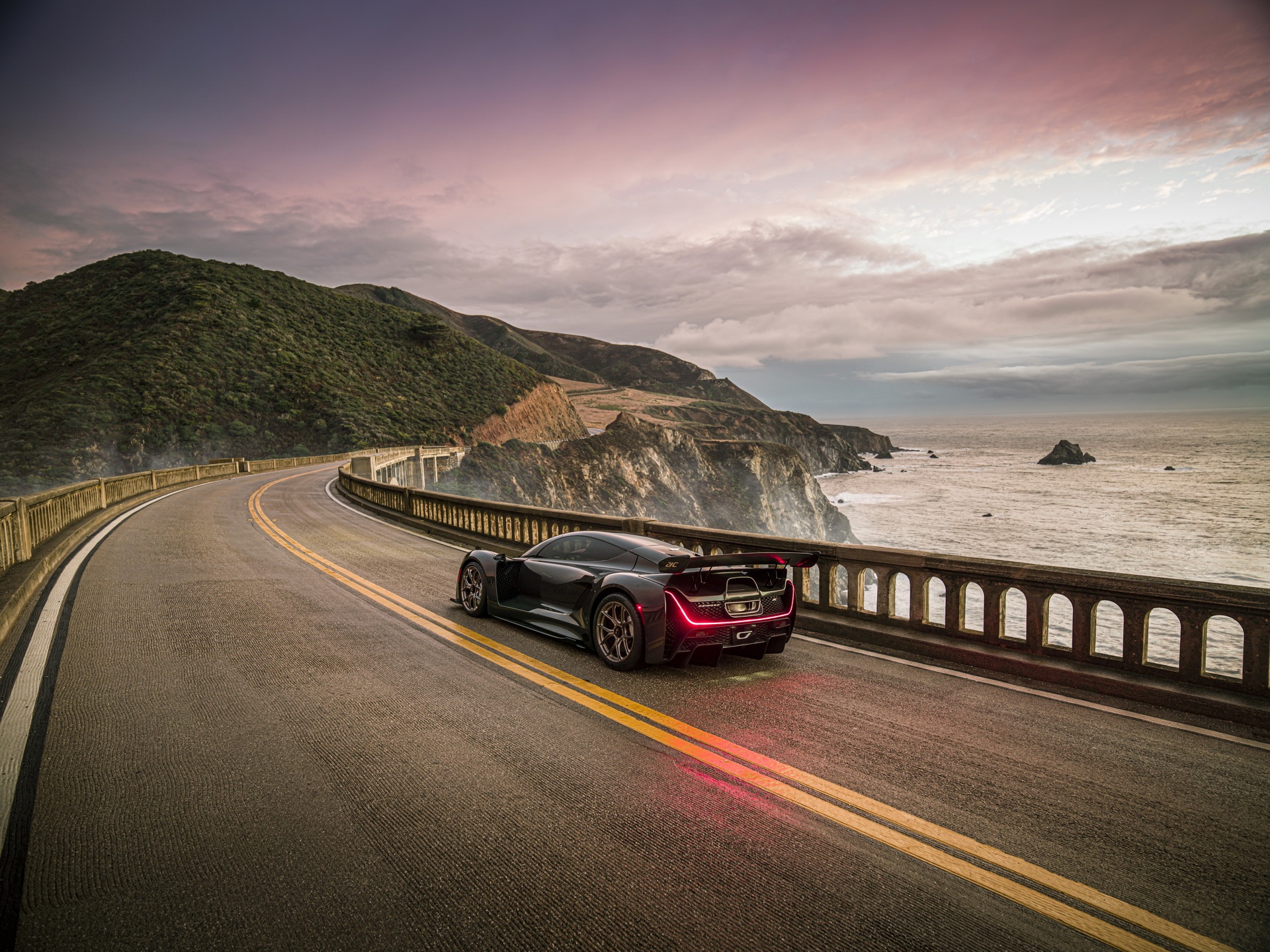 sieu xe Czinger 21C tang toc nhanh hon Koenigsegg Regera anh 25