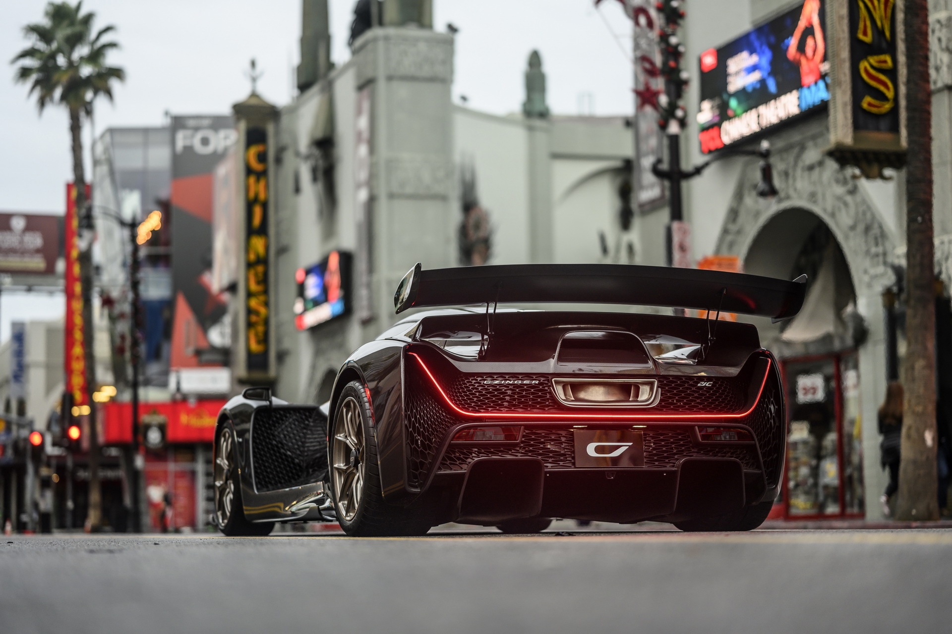 sieu xe Czinger 21C tang toc nhanh hon Koenigsegg Regera anh 15