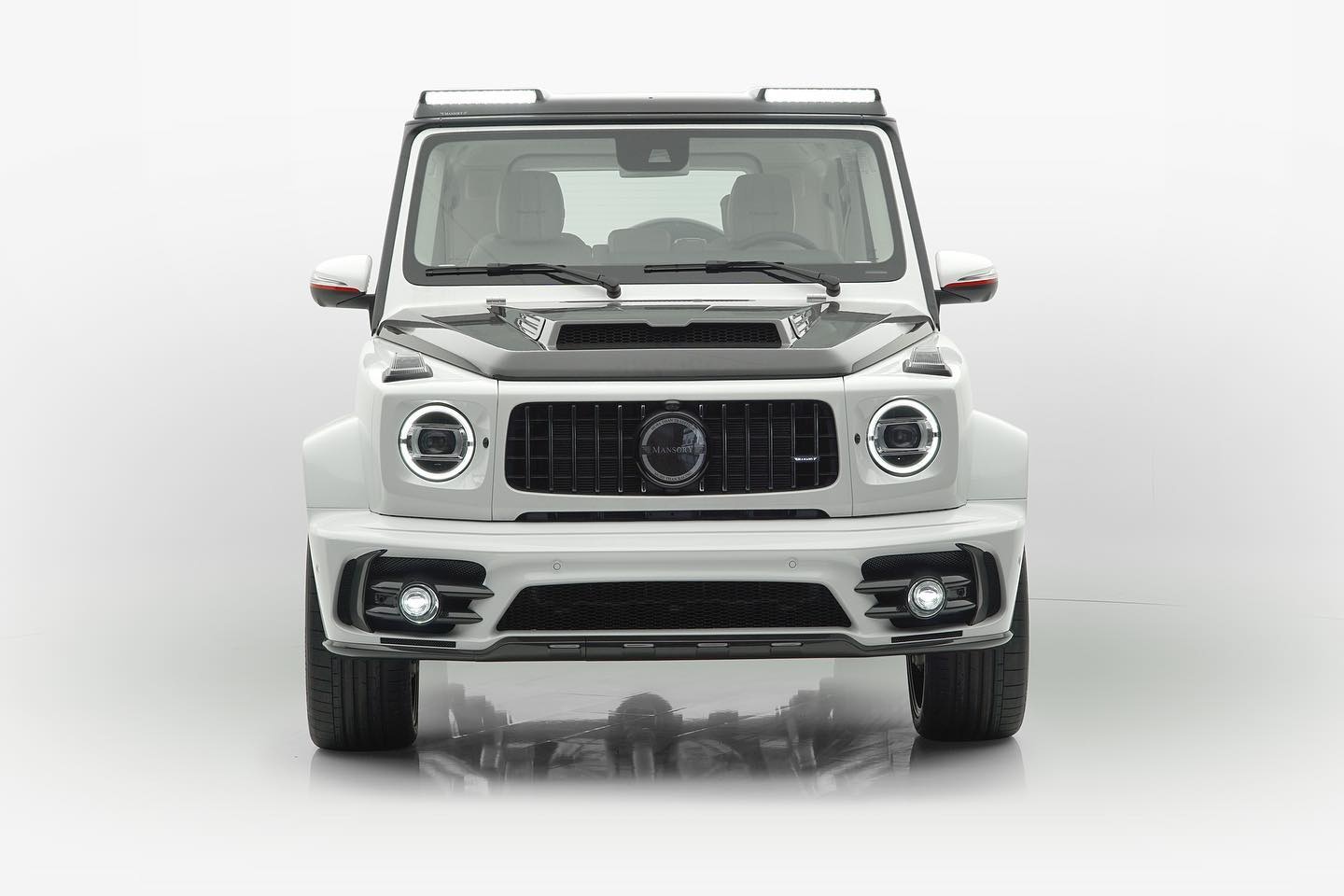 Mercedes-AMG G63 bản độ giá gấp đôi ảnh 1 Mercedes-AMG G63 ban do gia gap doi anh 1