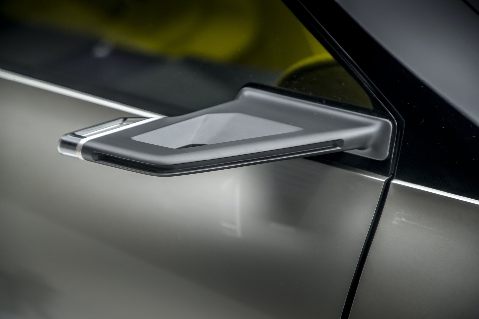 Renault ra mat concept xe dien tu bien hinh anh 23