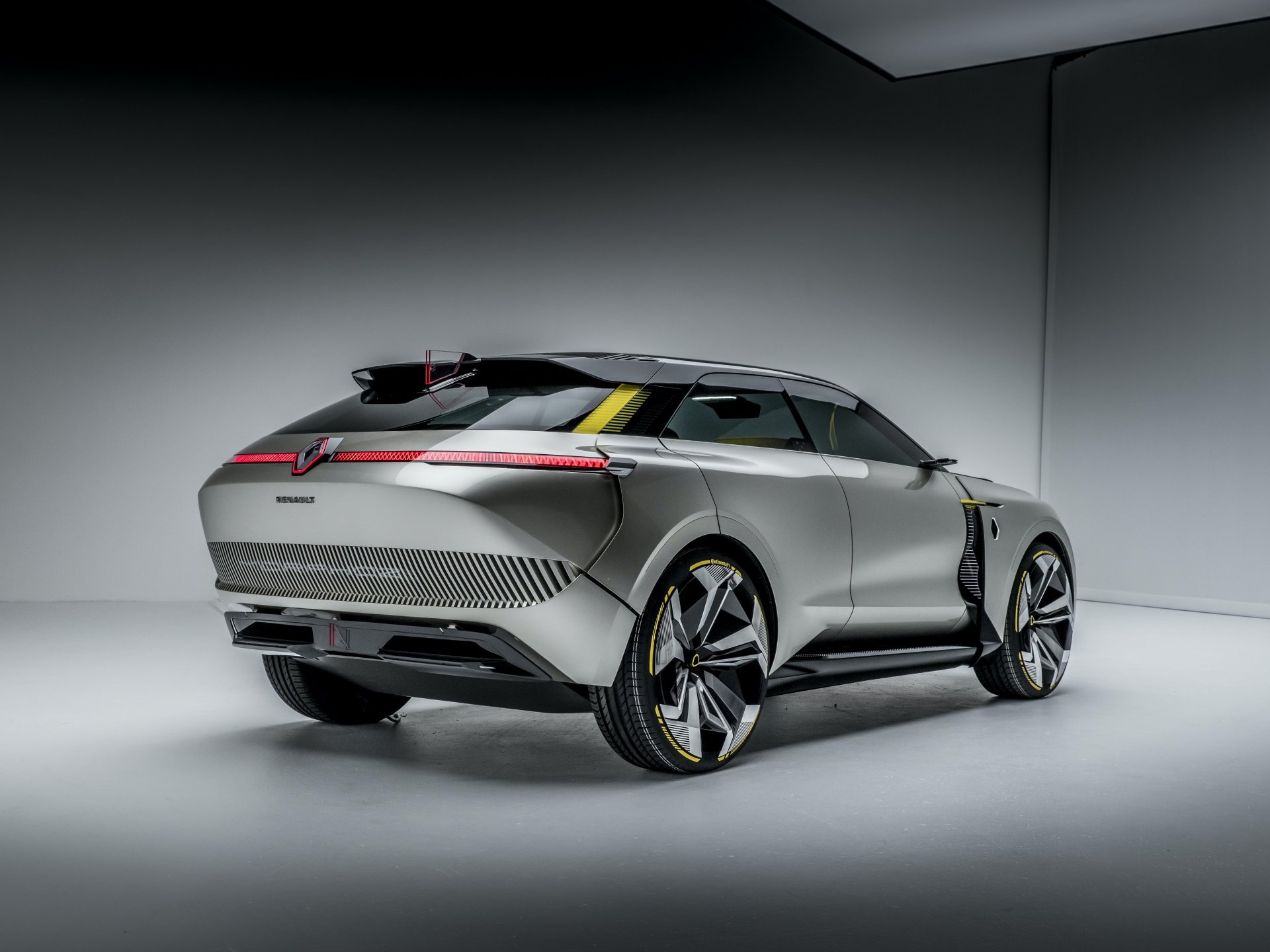 Renault ra mat concept xe dien tu bien hinh anh 12