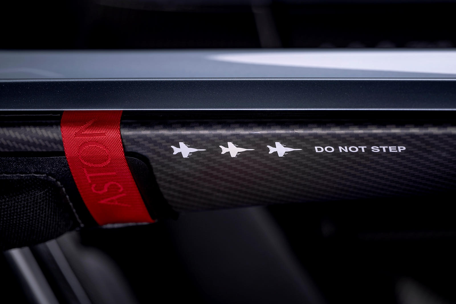 Aston Martin V12 Speedster ban gioi han 88 chiec anh 17