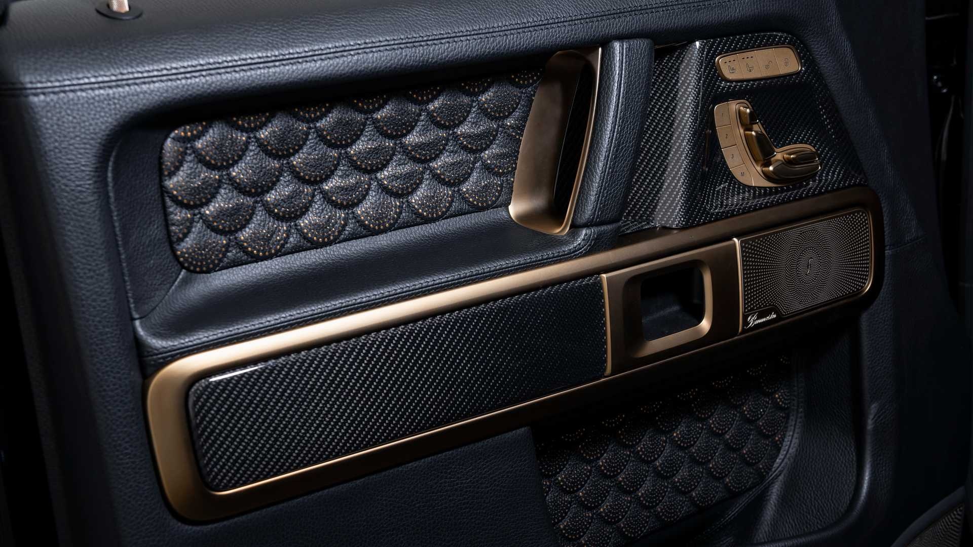 Mercedes-AMG G63 nổi bật với bản độ màu Gold của Brabus ảnh 18 Mercedes-AMG G63 noi bat voi ban do mau Gold cua Brabus anh 18