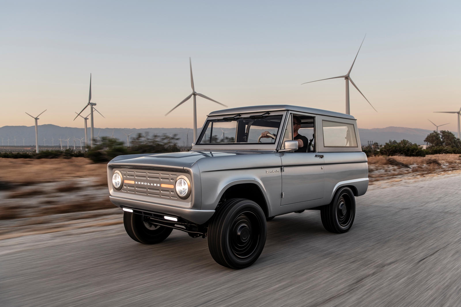 ôtô điện của Ford bán giá 185.000 USD ảnh 11 oto dien cua Ford ban gia 185.000 USD anh 11