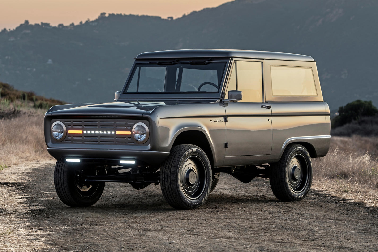 ôtô điện của Ford bán giá 185.000 USD ảnh 15 oto dien cua Ford ban gia 185.000 USD anh 15
