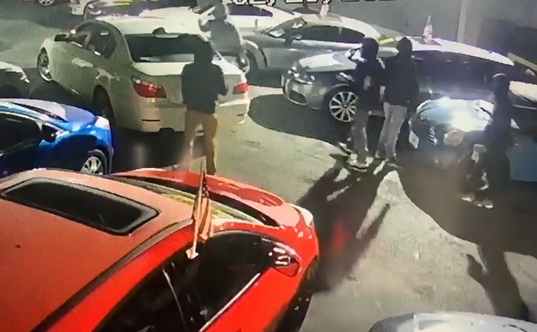 nhom trom danh cap 3 oto tu dai ly anh 1