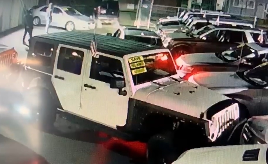 nhom trom danh cap 3 oto tu dai ly anh 2