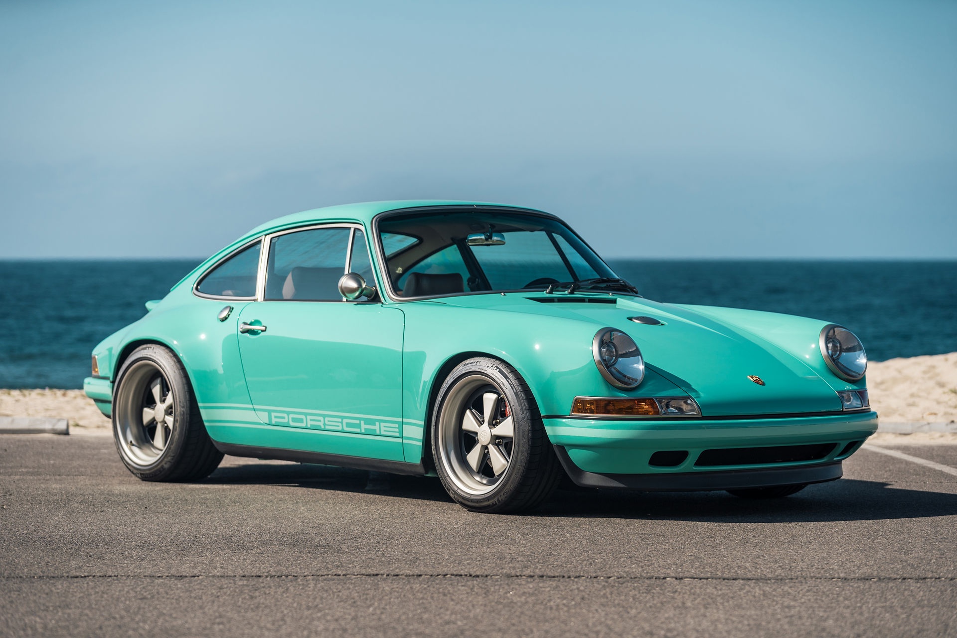 Porsche 911 doi 1991 duoc rao ban 875.000 USD hinh anh