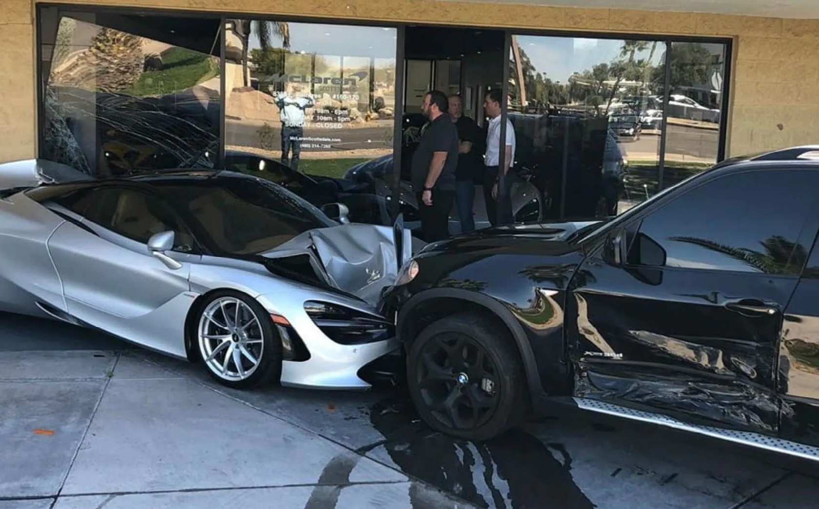 Tai xe lai BMW X5 dam vo sieu xe McLaren 720S hinh anh