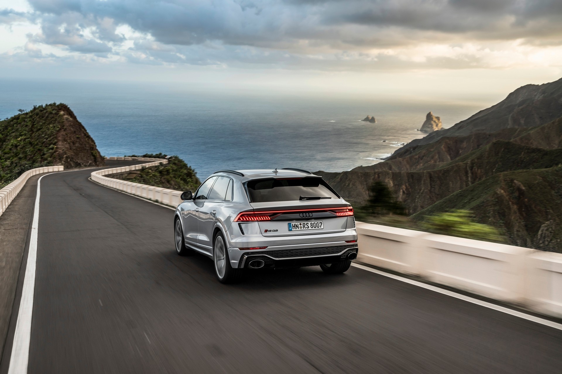 Audi RS Q8 2020 ban gia cao ngat nguong anh 6