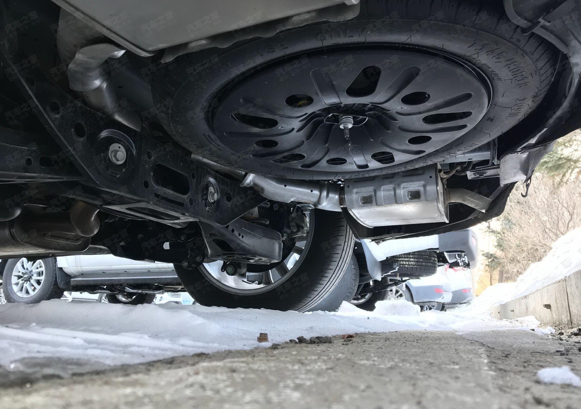 SUV 7 chỗ mới của Ford lộ diện tại Trung Quốc ảnh 3 SUV 7 cho moi cua Ford lo dien tai Trung Quoc anh 3