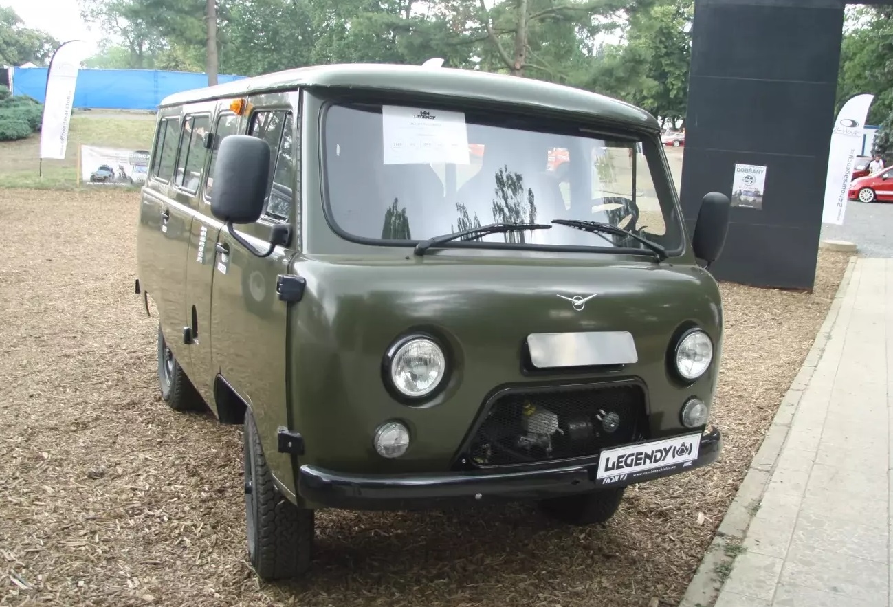 ôtô Nga một thời vang bóng ảnh 1 oto Nga mot thoi vang bong anh 1