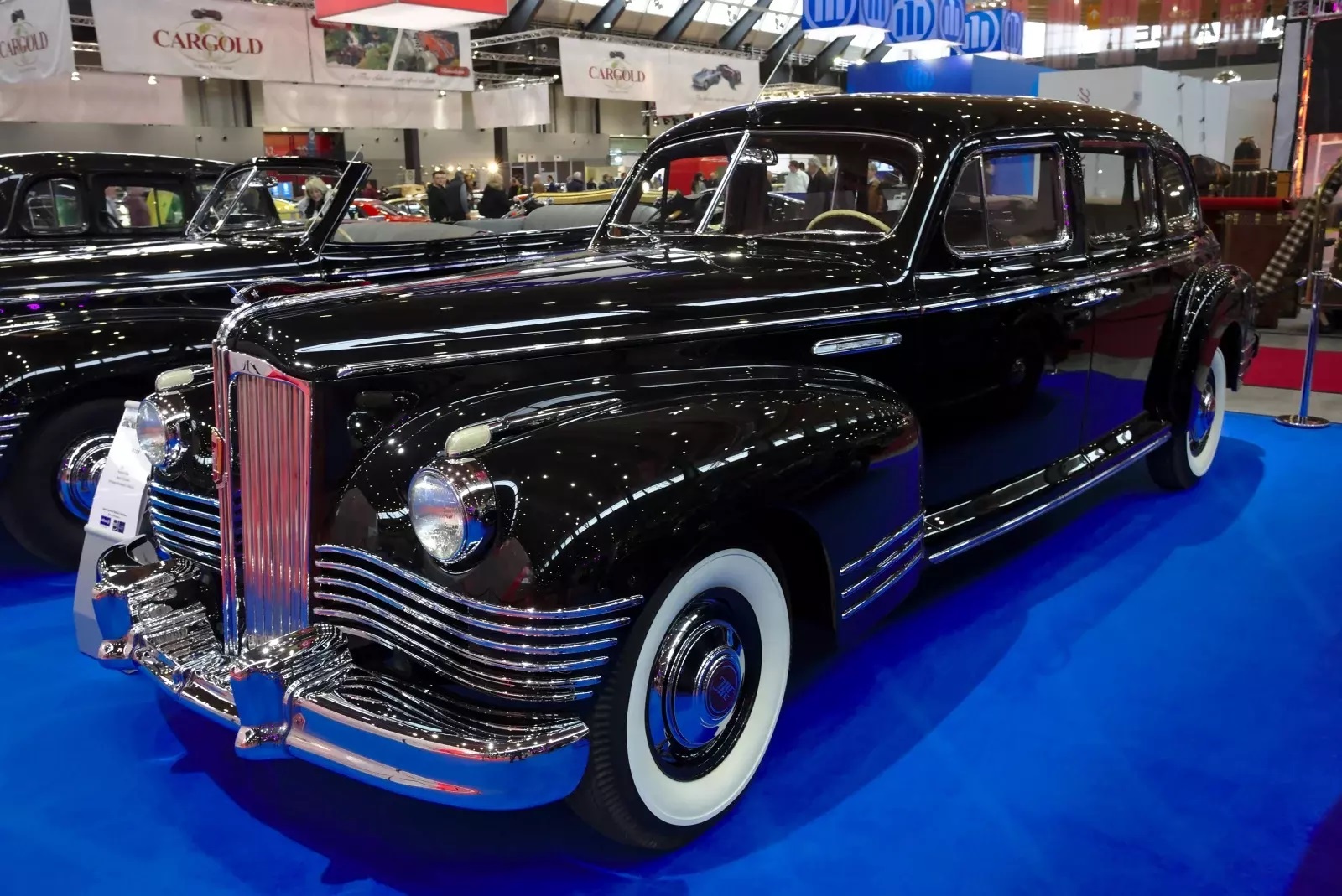 Oto Nga - nhung mau xe mot thoi vang bong hinh anh