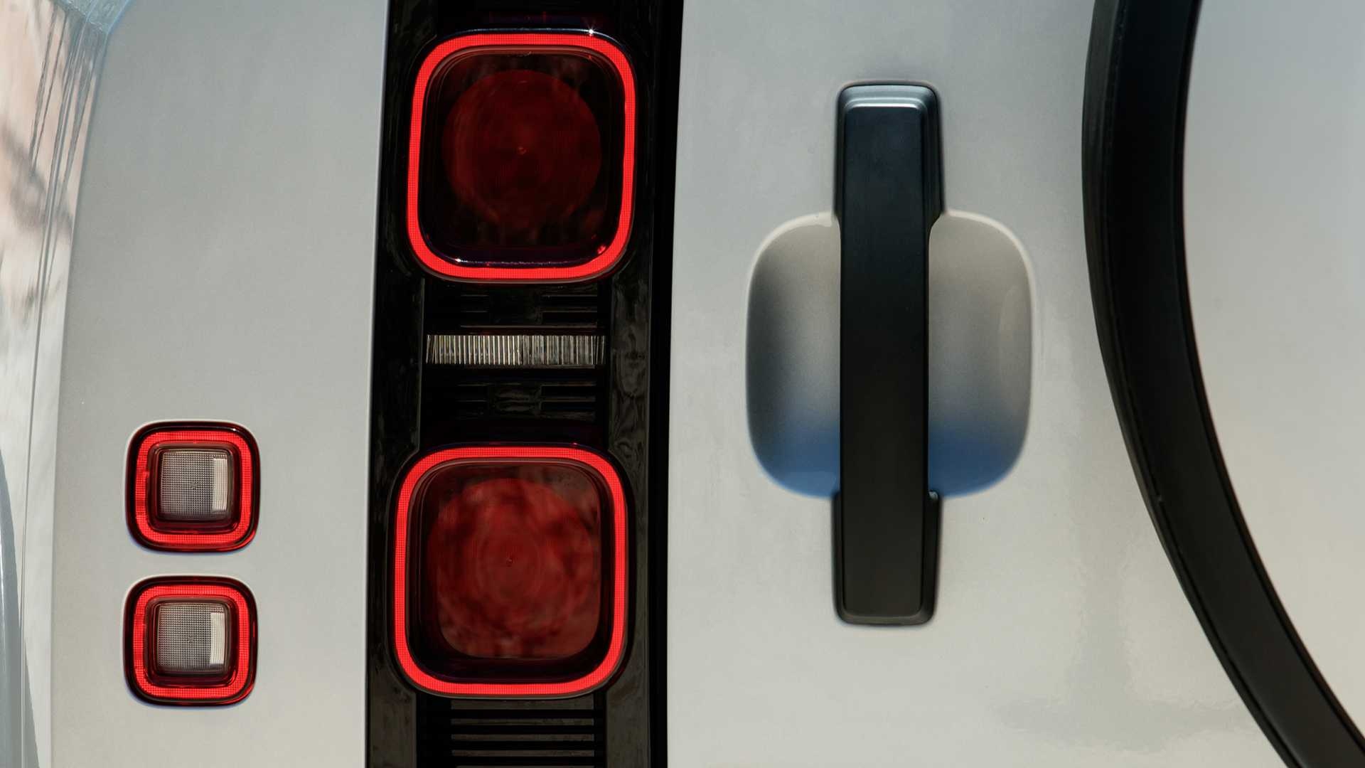 danh gia Land Rover Defender 2020 anh 10