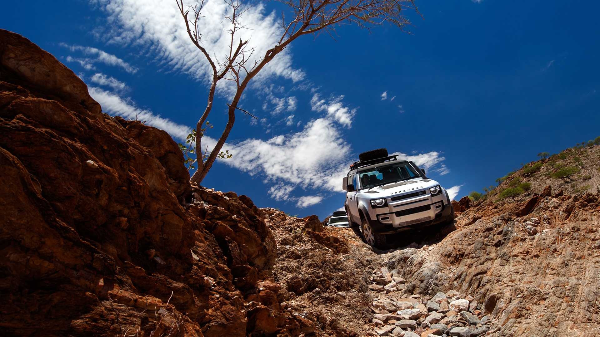 danh gia Land Rover Defender 2020 anh 20