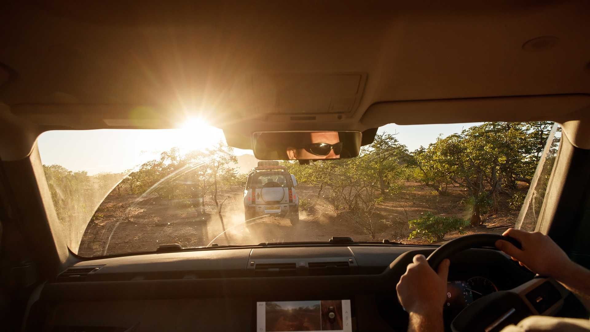 danh gia Land Rover Defender 2020 anh 36