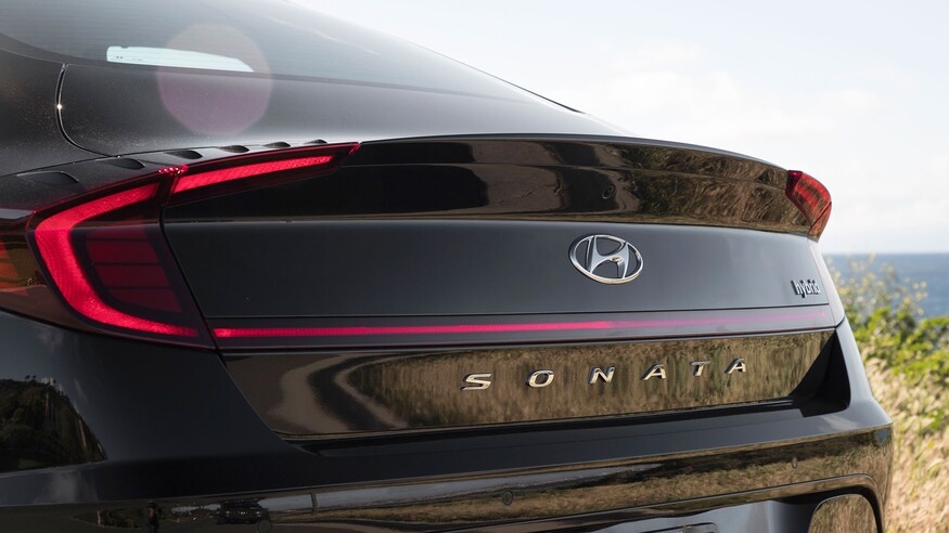 đánh giá Hyundai Sonata Hybrid 2020 ảnh 21 danh gia Hyundai Sonata Hybrid 2020 anh 21