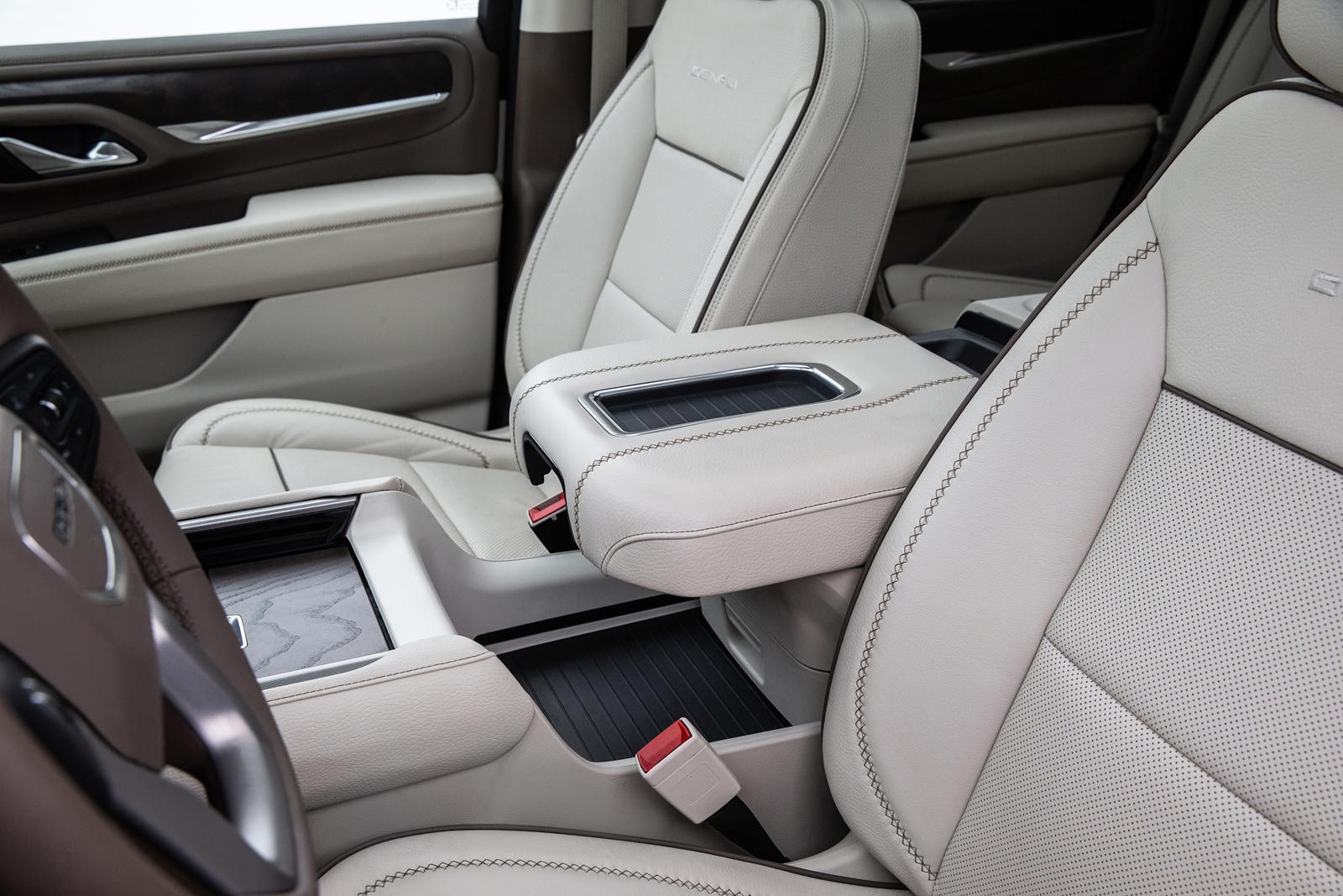 nhung mau xe sang xuat hien nam 2020 anh 12