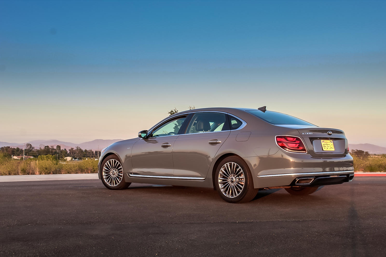 nhung mau xe sang xuat hien nam 2020 anh 27