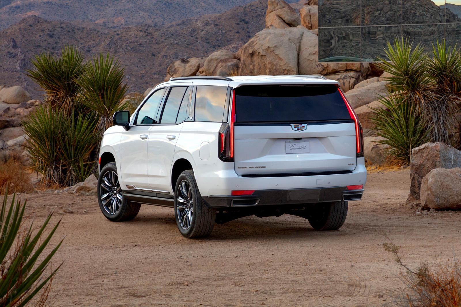 nhung mau xe sang xuat hien nam 2020 anh 39