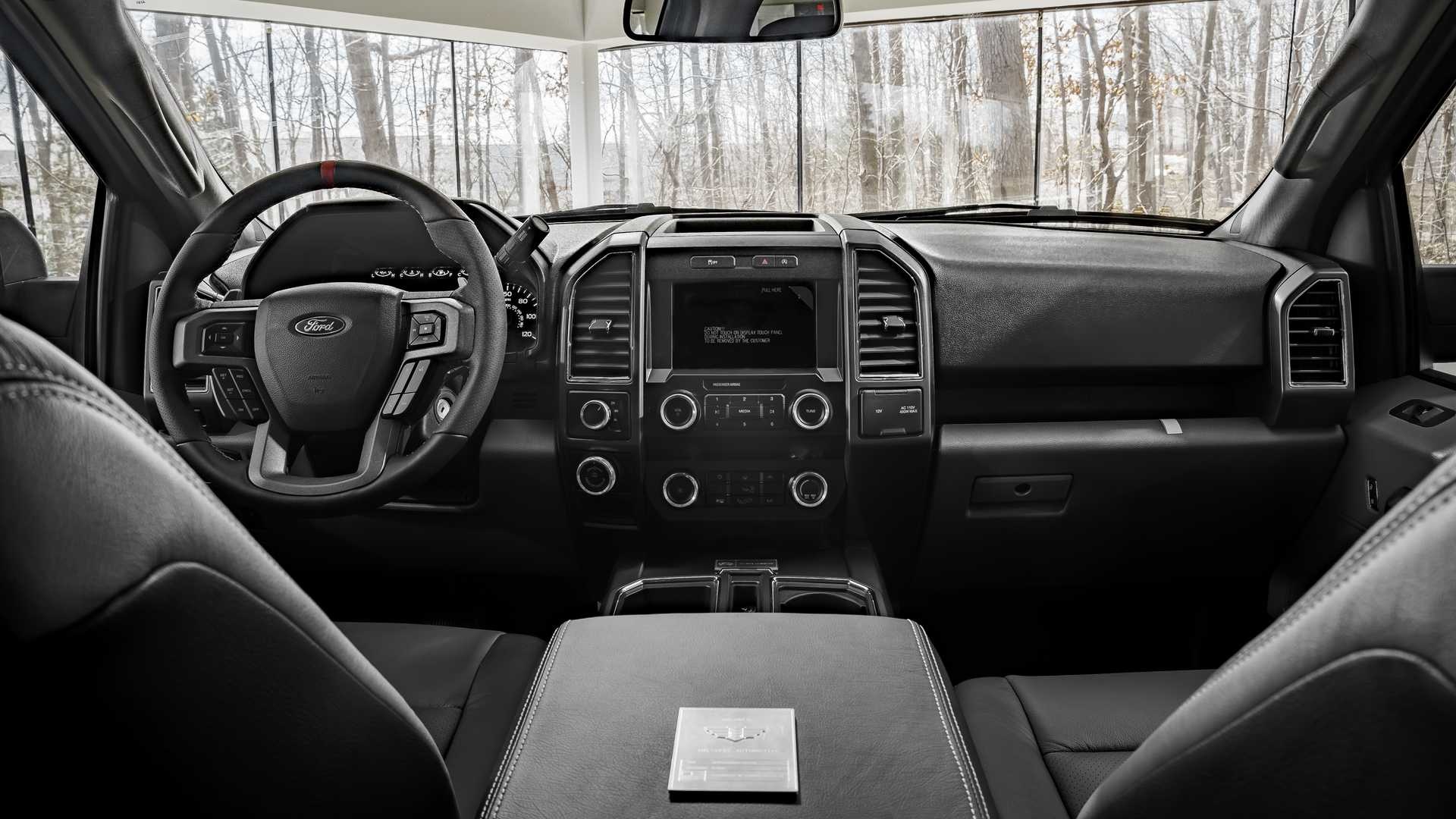 ban tai Ford F-150 do chuan quan su anh 8