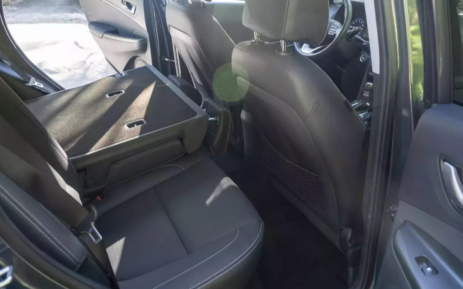 đánh giá Hyundai Kona 2020 ảnh 28 danh gia Hyundai Kona 2020 anh 28