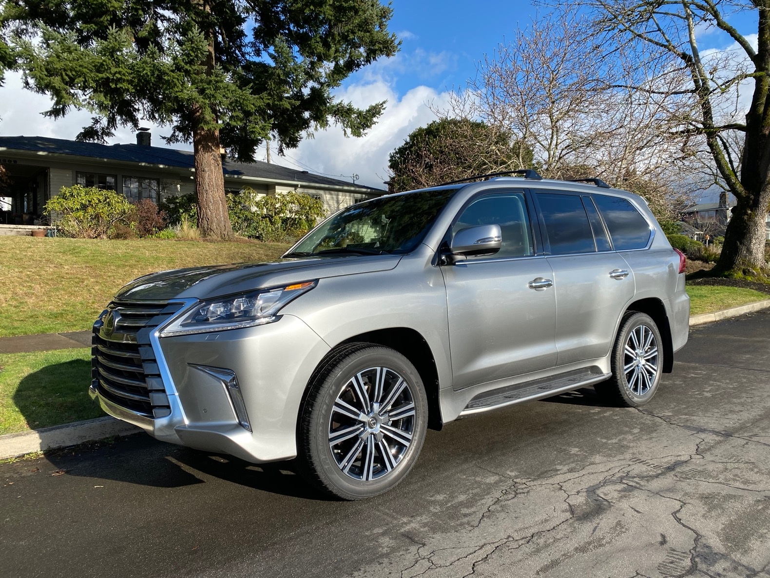 đánh giá Lexus LX 570 2020 ảnh 6 danh gia Lexus LX 570 2020 anh 6