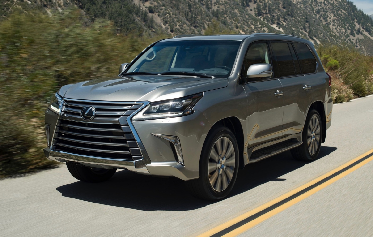 đánh giá Lexus LX 570 2020 ảnh 1 danh gia Lexus LX 570 2020 anh 1
