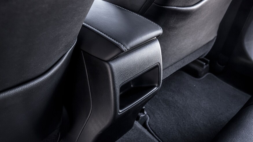đánh giá nội thất Toyota Corolla 2020  ảnh 20 danh gia noi that Toyota Corolla 2020 anh 20