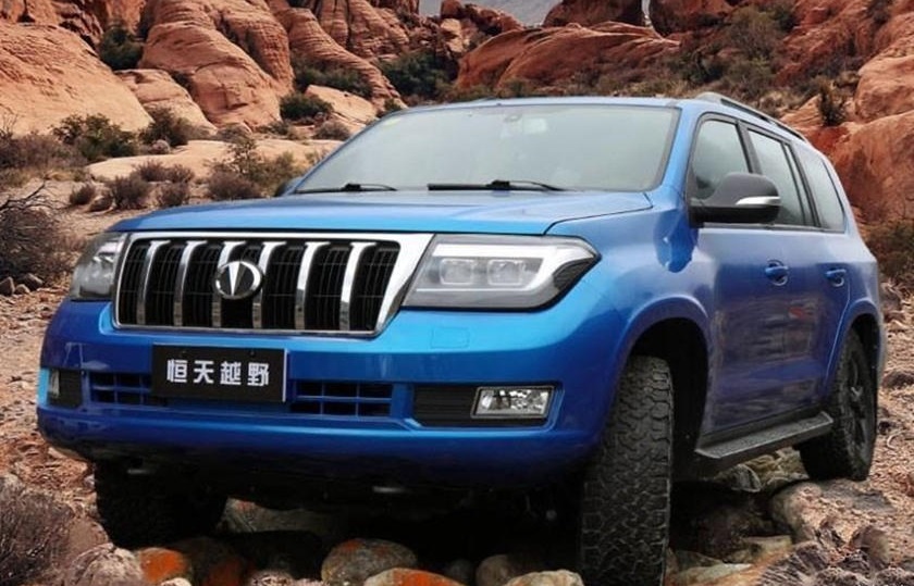 Oto Trung Quoc nhai Toyota Land Cruiser, gia chi bang mot nua hinh anh
