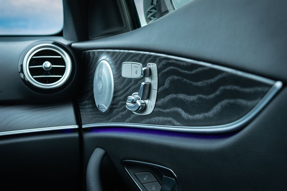 đánh giá Mercedes E350 2020 ảnh 10 danh gia Mercedes E350 2020 anh 10