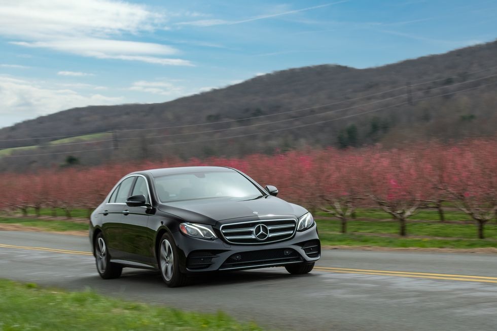 đánh giá Mercedes E350 2020 ảnh 18 danh gia Mercedes E350 2020 anh 18