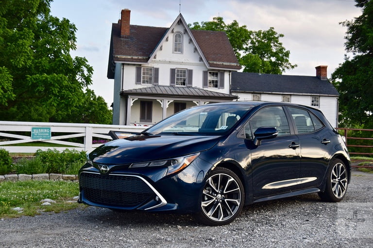 Nhung mau hatchback gay an tuong manh trong nam nay hinh anh