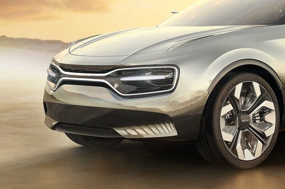 Kia sap ra crossover chay dien hang sang anh 8