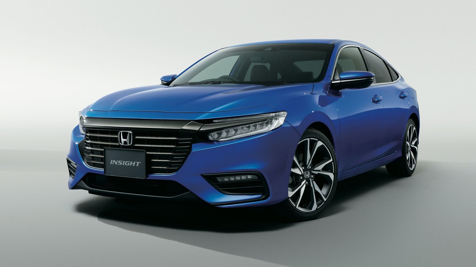 Honda Insight 2021 nang cap ngoai that, bo sung tinh nang hinh anh