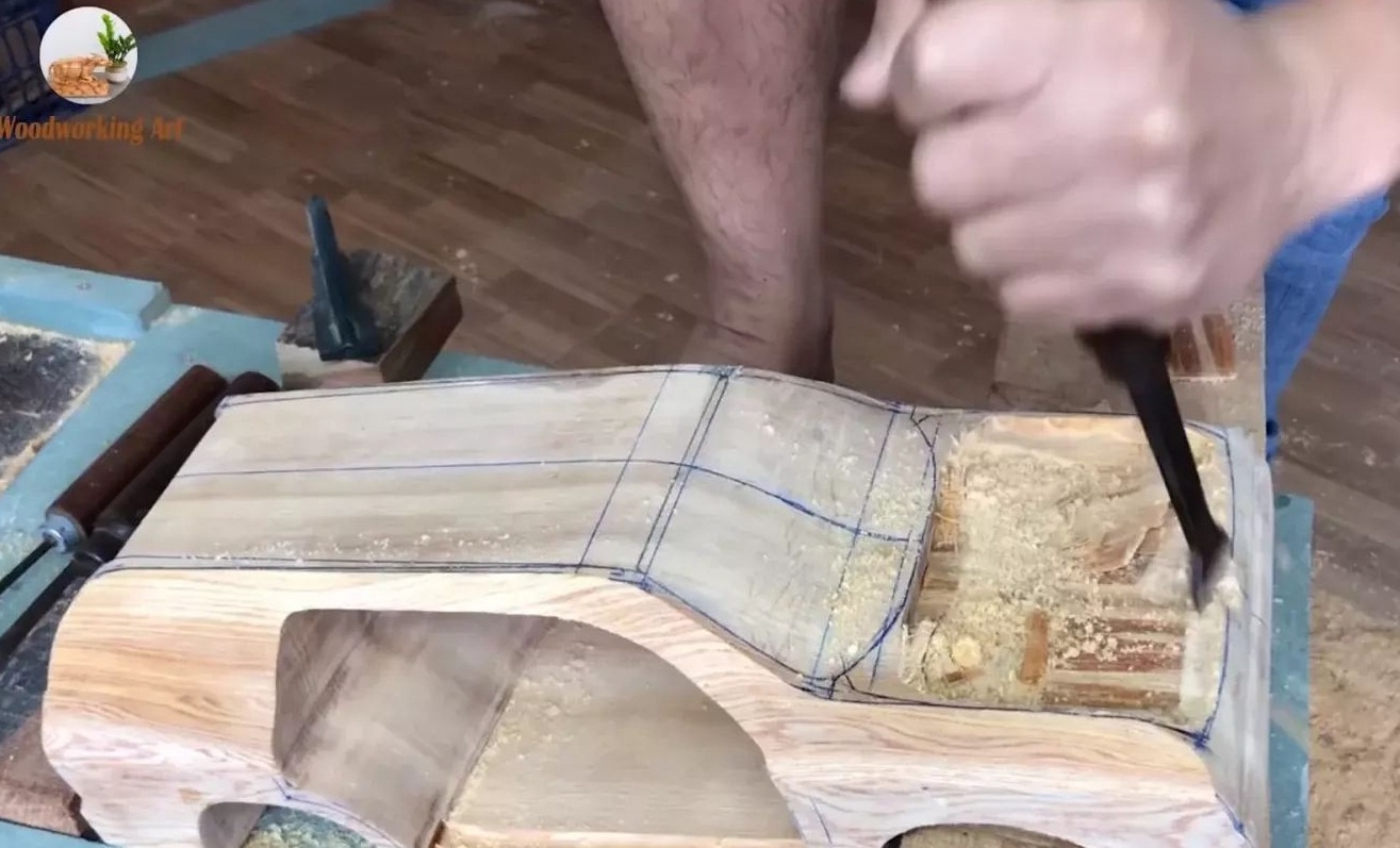 thợ mộc Việt tạo hình xe sang ảnh 2 tho moc Viet tao hinh xe sang anh 2