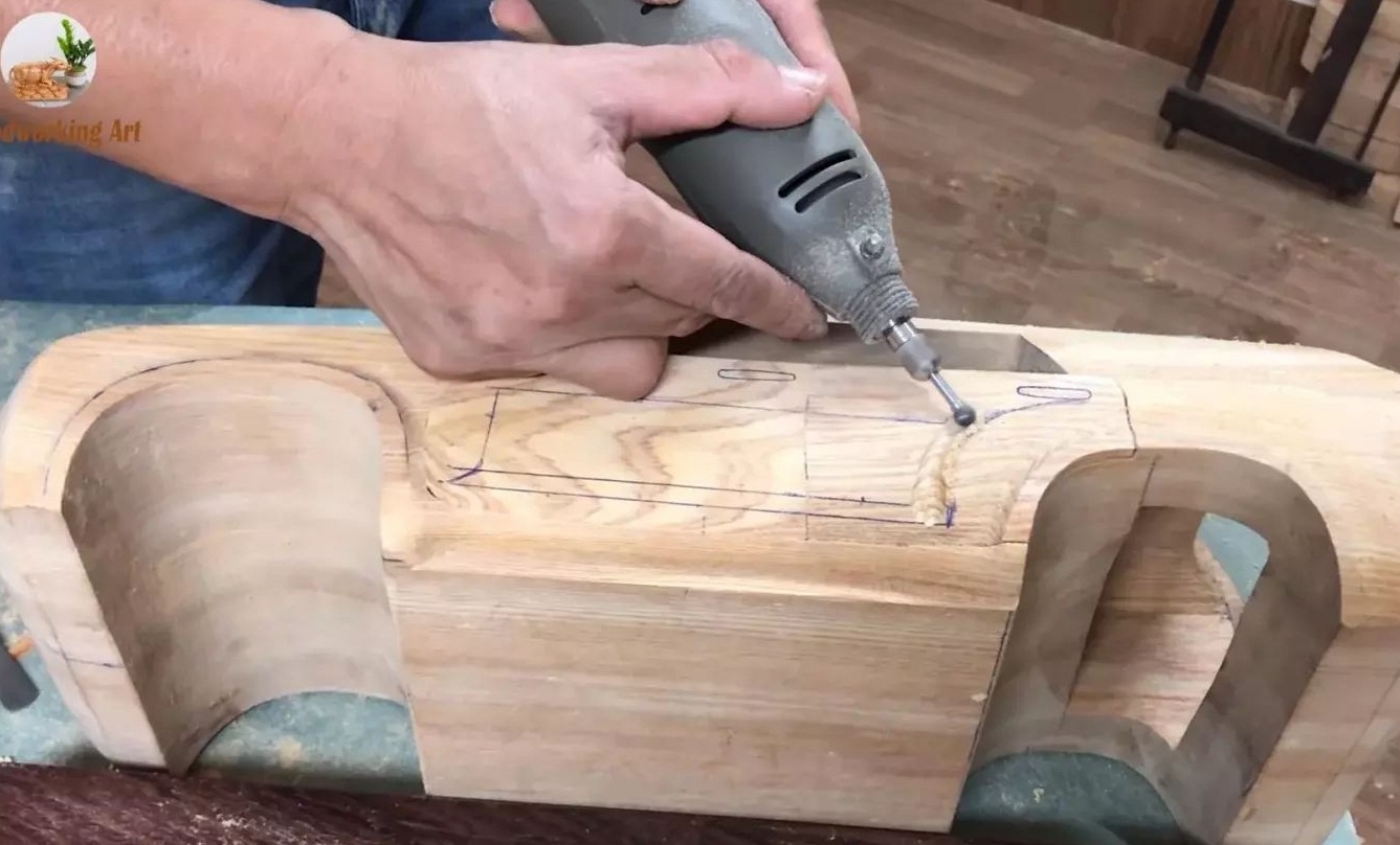 thợ mộc Việt tạo hình xe sang ảnh 3 tho moc Viet tao hinh xe sang anh 3