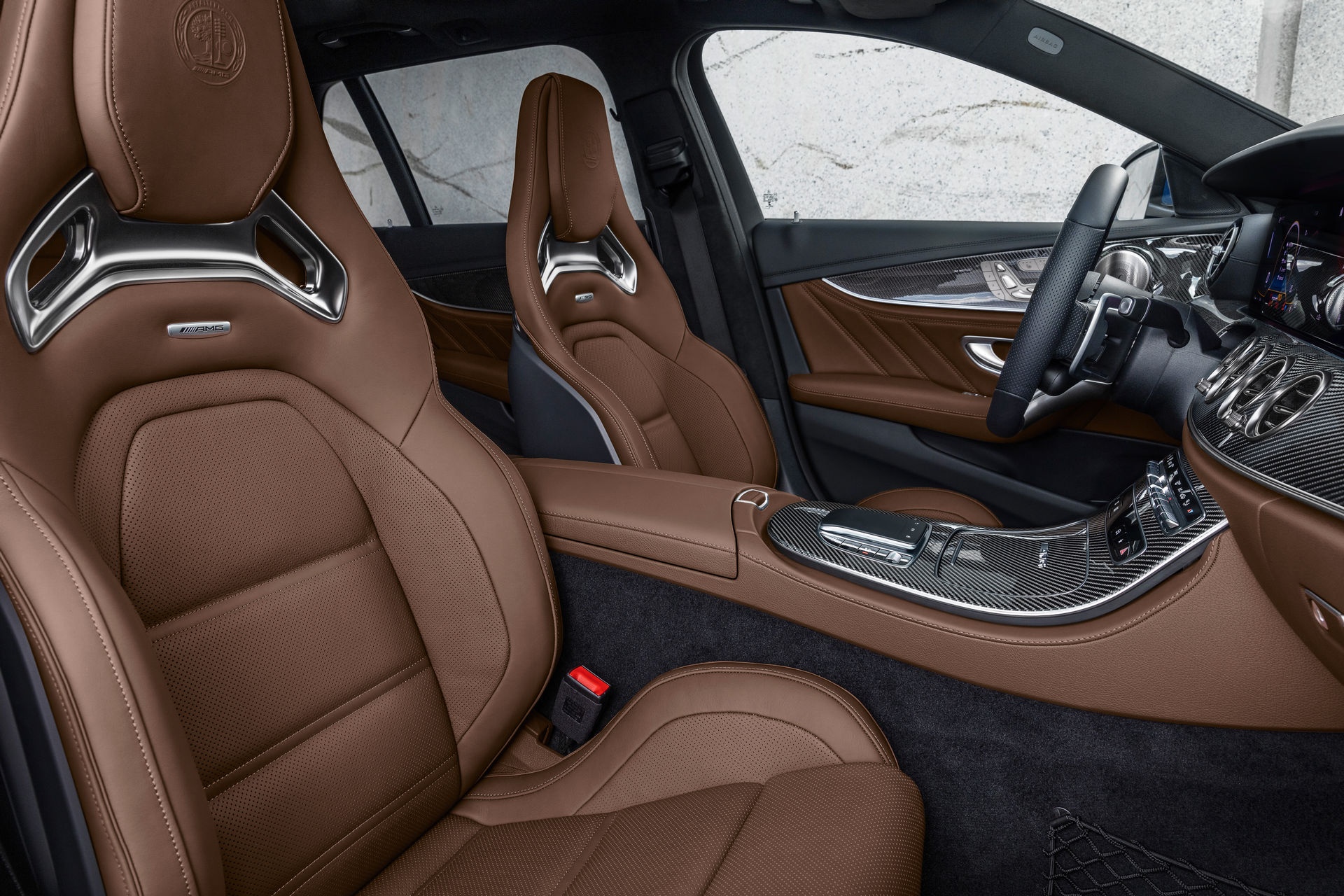 Mercedes-AMG E 63 S 2021 ra mắt ảnh 23 Mercedes-AMG E 63 S 2021 ra mat anh 23