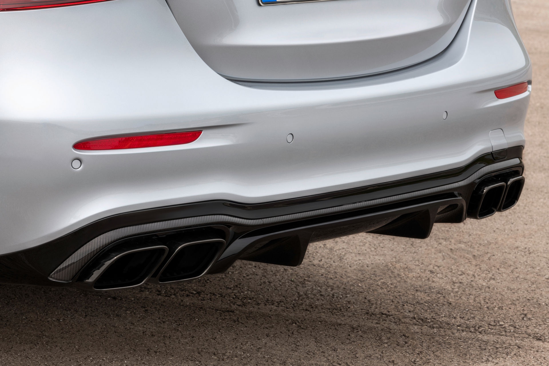 Mercedes-AMG E 63 S 2021 ra mắt ảnh 9 Mercedes-AMG E 63 S 2021 ra mat anh 9