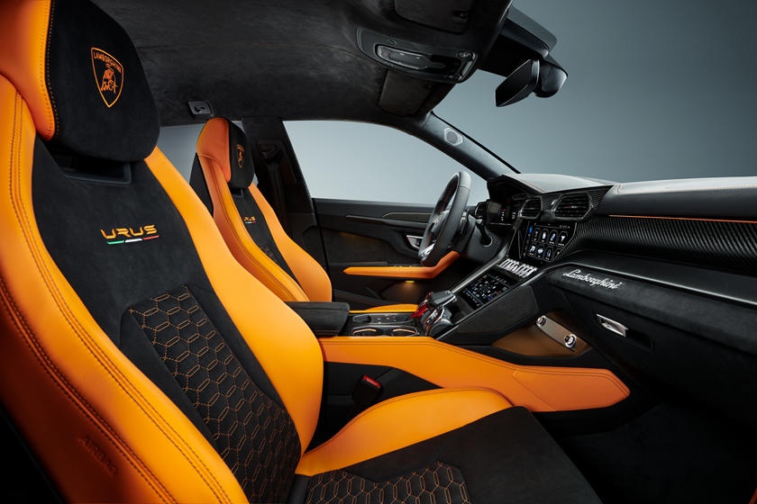 Lamborghini Urus 2021 tang gia ban anh 7