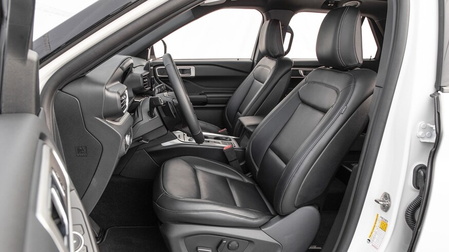 chon Toyota Highlander 2020 hay Ford Explorer 2020 anh 21