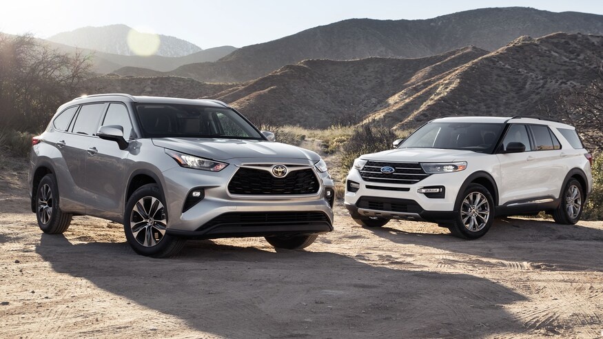 Chon Toyota Highlander 2020 hay Ford Explorer 2020? hinh anh