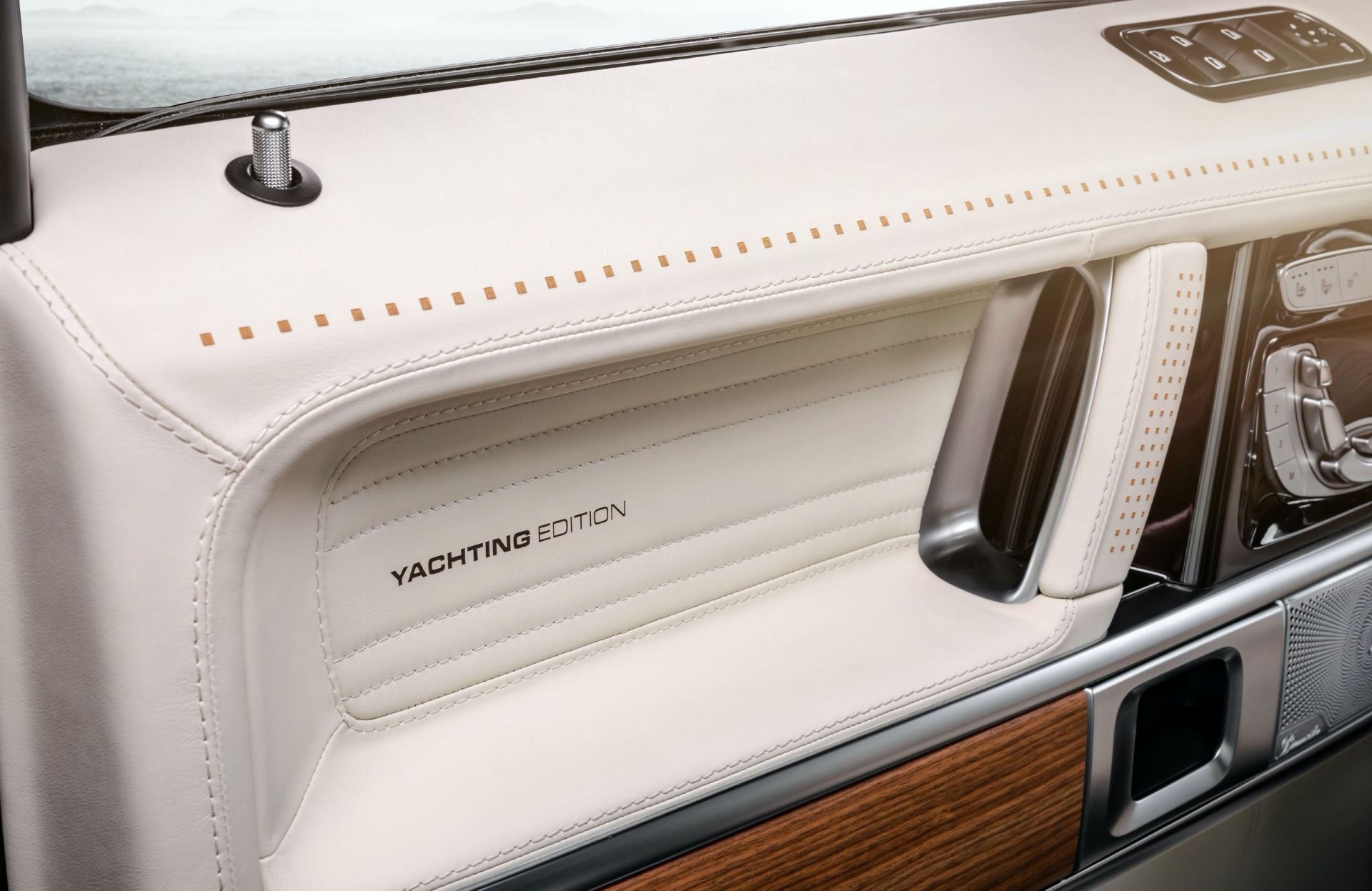 bản độ Mercedes-AMG G63 siêu sang của Carlex Design ảnh 16 ban do Mercedes-AMG G63 sieu sang cua Carlex Design anh 16