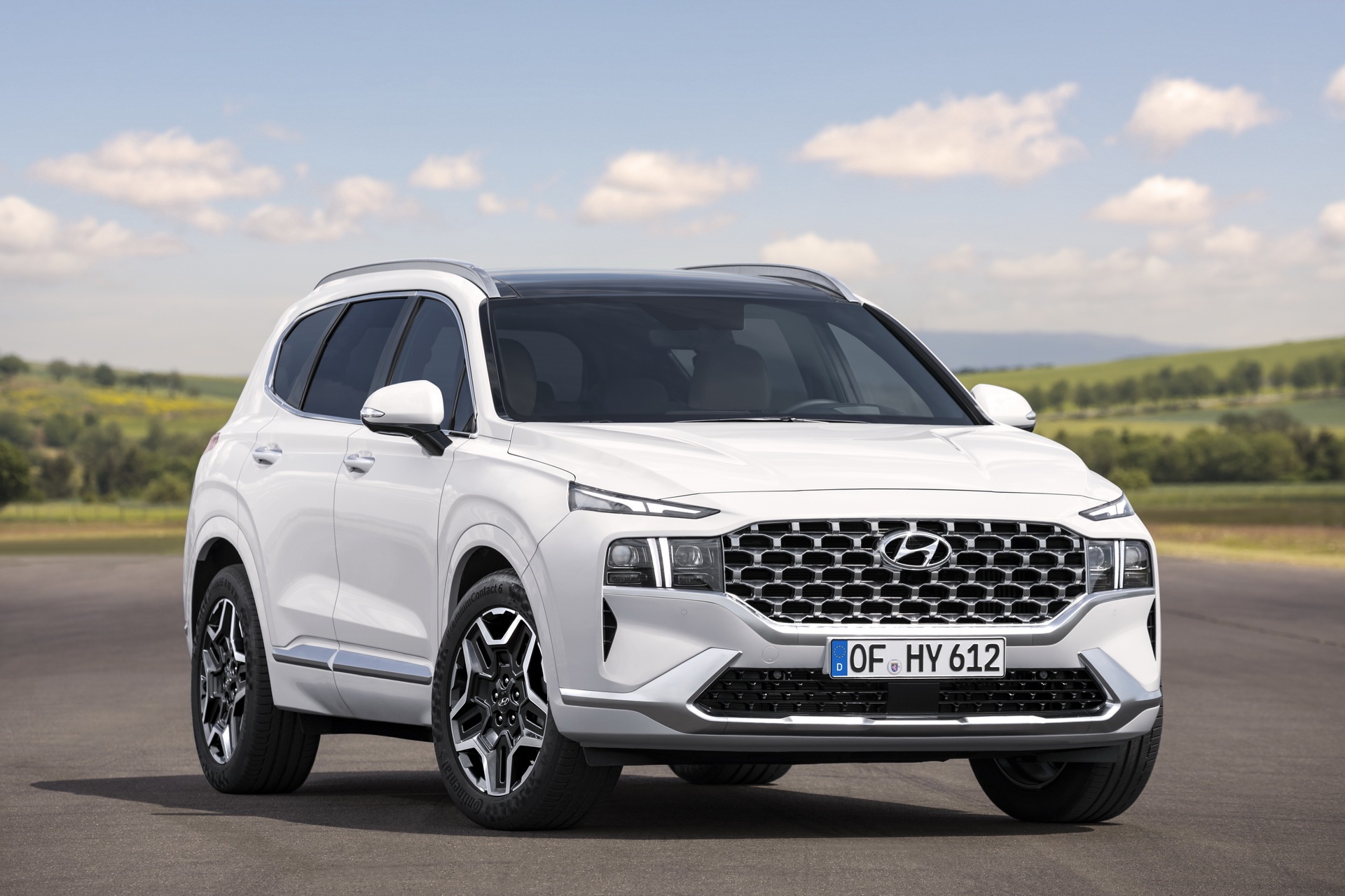 Chi tiet dong co va cac tinh nang moi cua Hyundai Santa Fe 2021 hinh anh