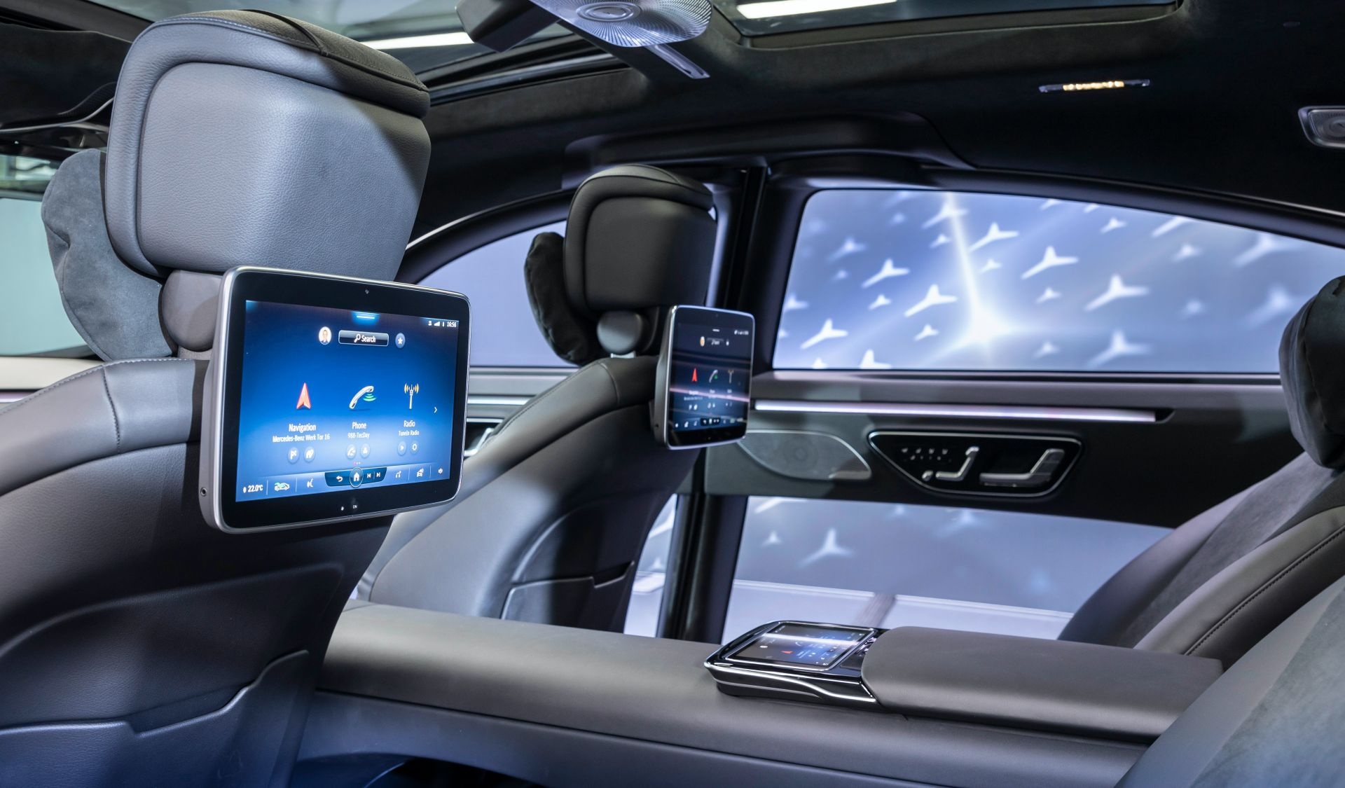 Mercedes lộ diện khoang lái hiện đại của S-Class 2021 ảnh 1 Mercedes lo dien khoang lai hien dai cua S-Class 2021 anh 1