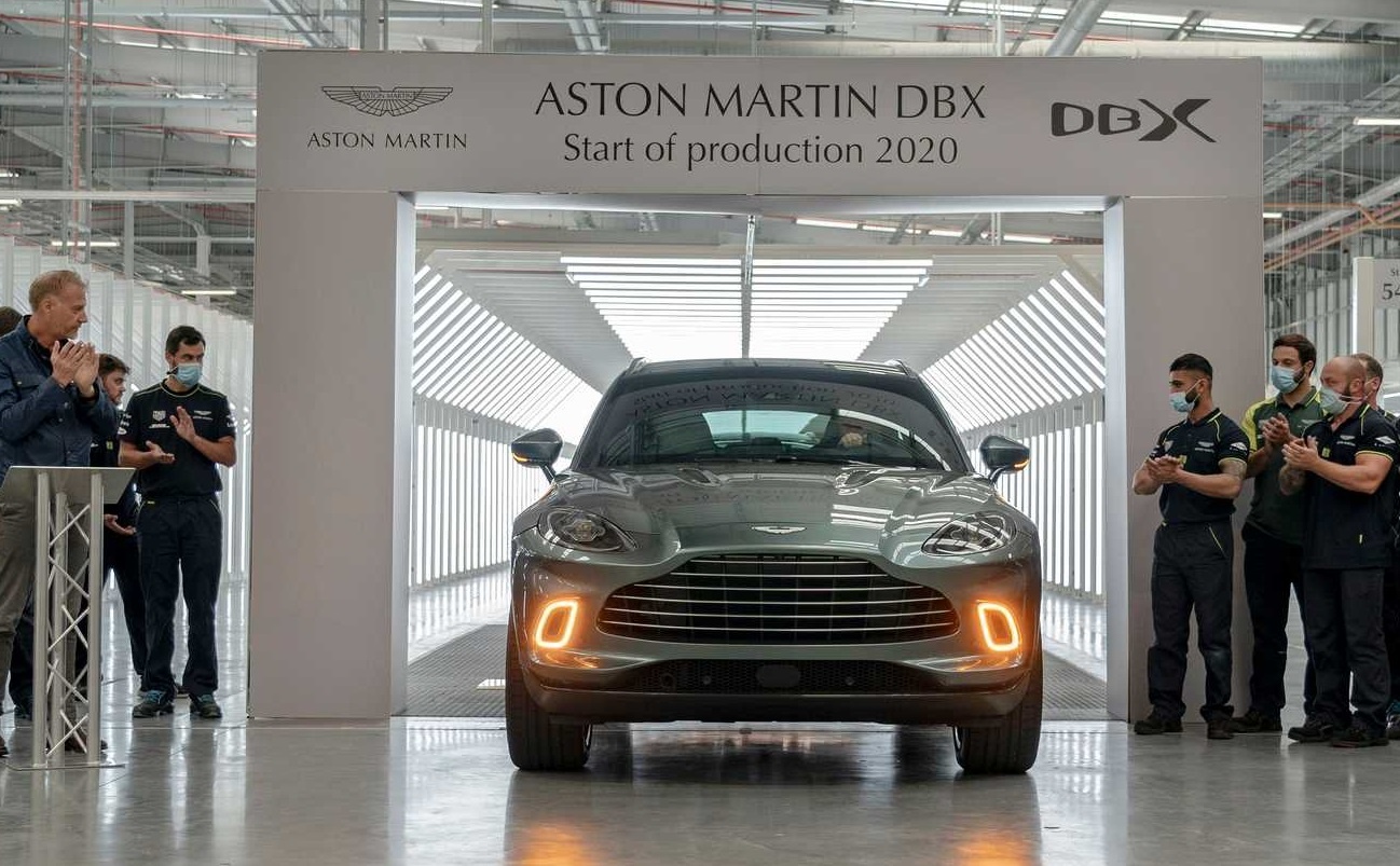 DBX 2021 - SUV dau tien cua Aston Martin di vao san xuat hinh anh