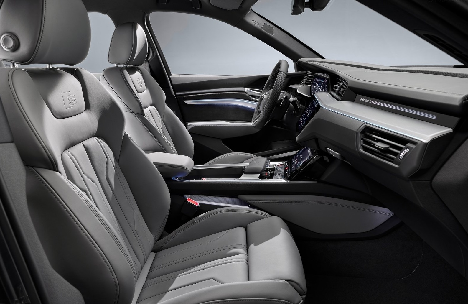 danh gia so bo Audi e-tron S Sportback 2021 anh 13