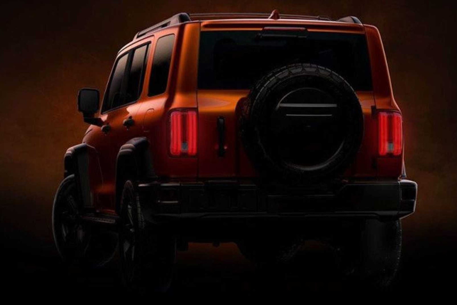 Ford Bronco vua ra mat da bi hang xe Trung Quoc lam nhai? hinh anh